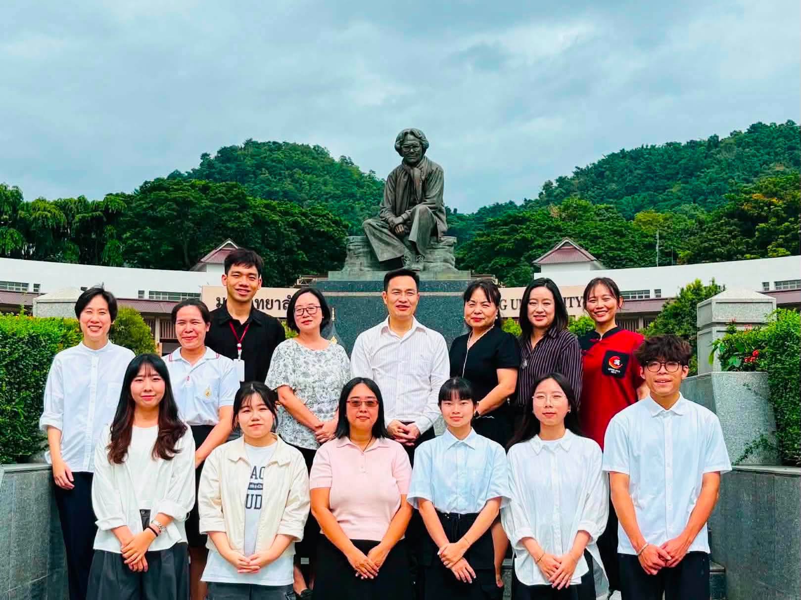 คณะอาสาสมัครจาก National Taitung University (NTTU) ไต้หวัน จัดกิจกรรมอบรมภาษาจีน และกิจกรรมเรียนรู้วัฒนธรรมจีนให้แก่นักศึกษาสำนักวิชาจีนวิทยา  ภายใต้โครงการ International Summer Camp at Home 