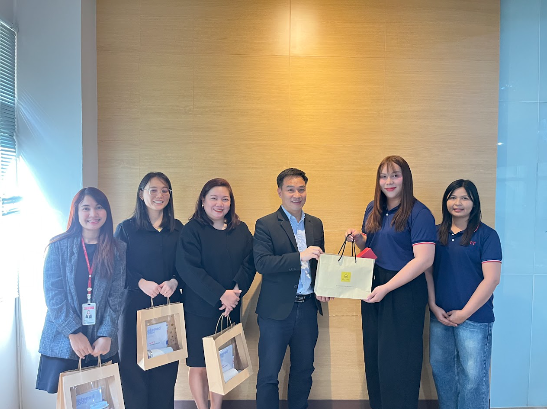 สำนักวิชาจีนวิทยาให้การต้อนรับ บริษัท ดับบลิวทีที อิเลคทรอนิคส์ จำกัด หารือความร่วมมือด้านการฝึกปฏิบัติงาน 