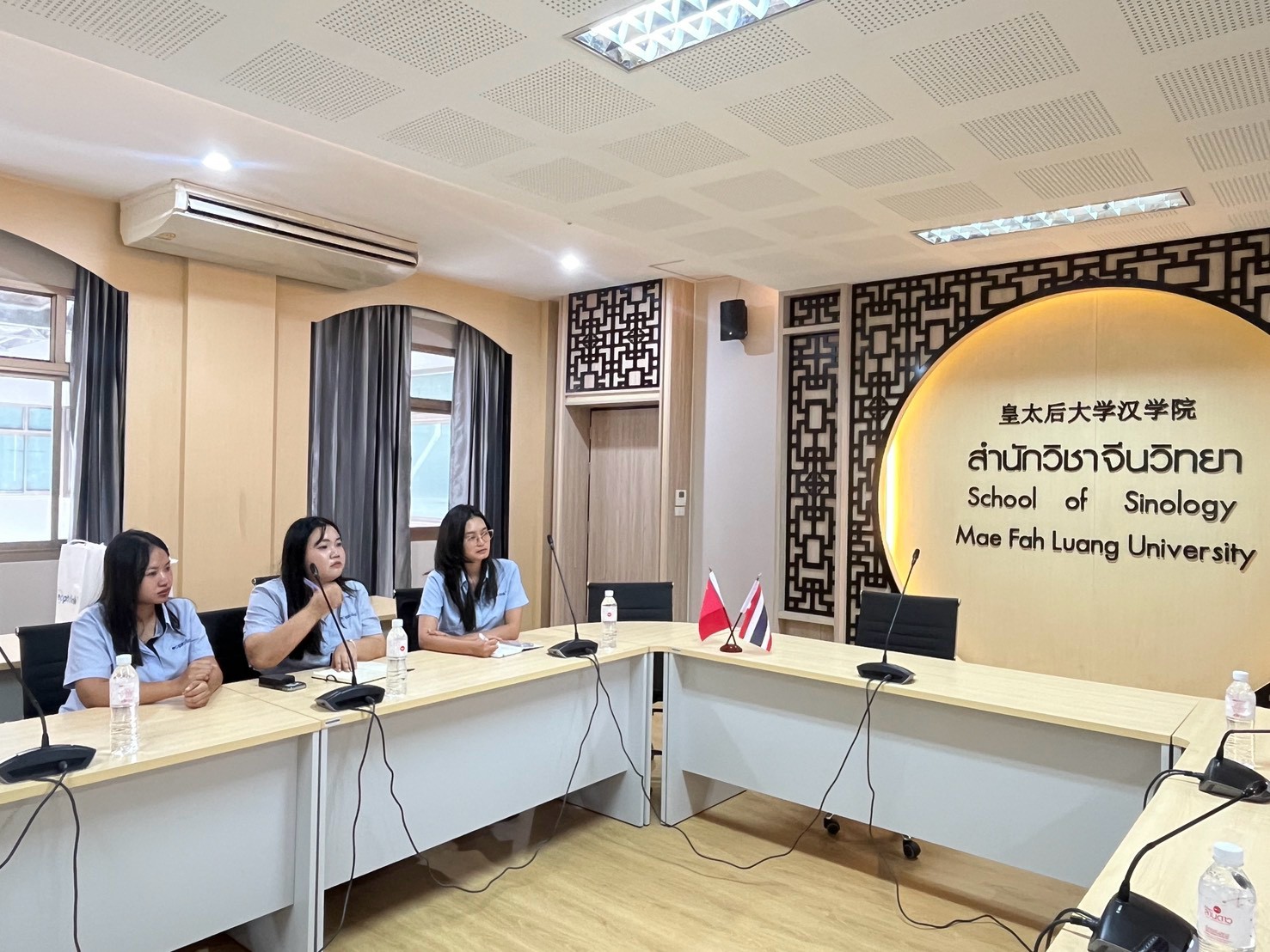 MFU News : LINE_ALBUM_392569_BE_260903_10.jpg